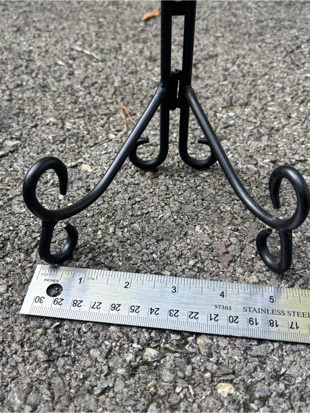8" Black Metal Decorative Display Easel Stand for Plates & Frames - Picture 3 of 4